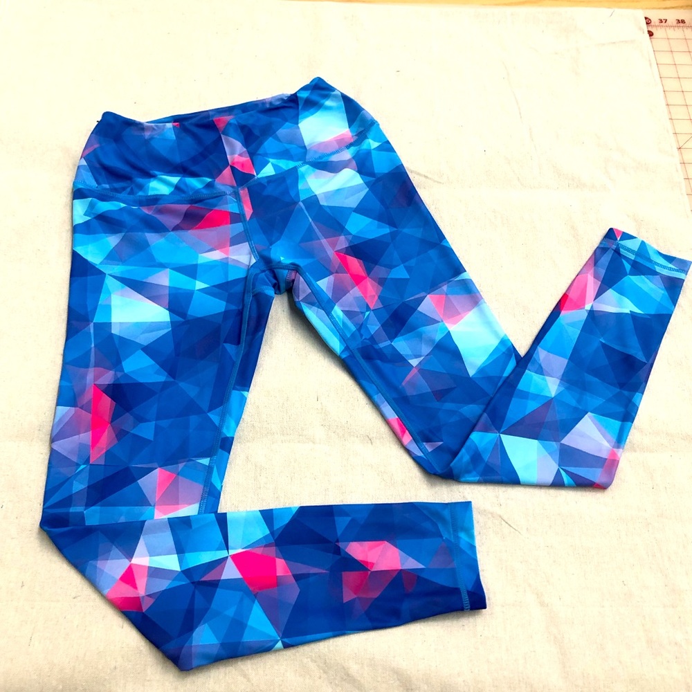 NWOT Skea Leggings